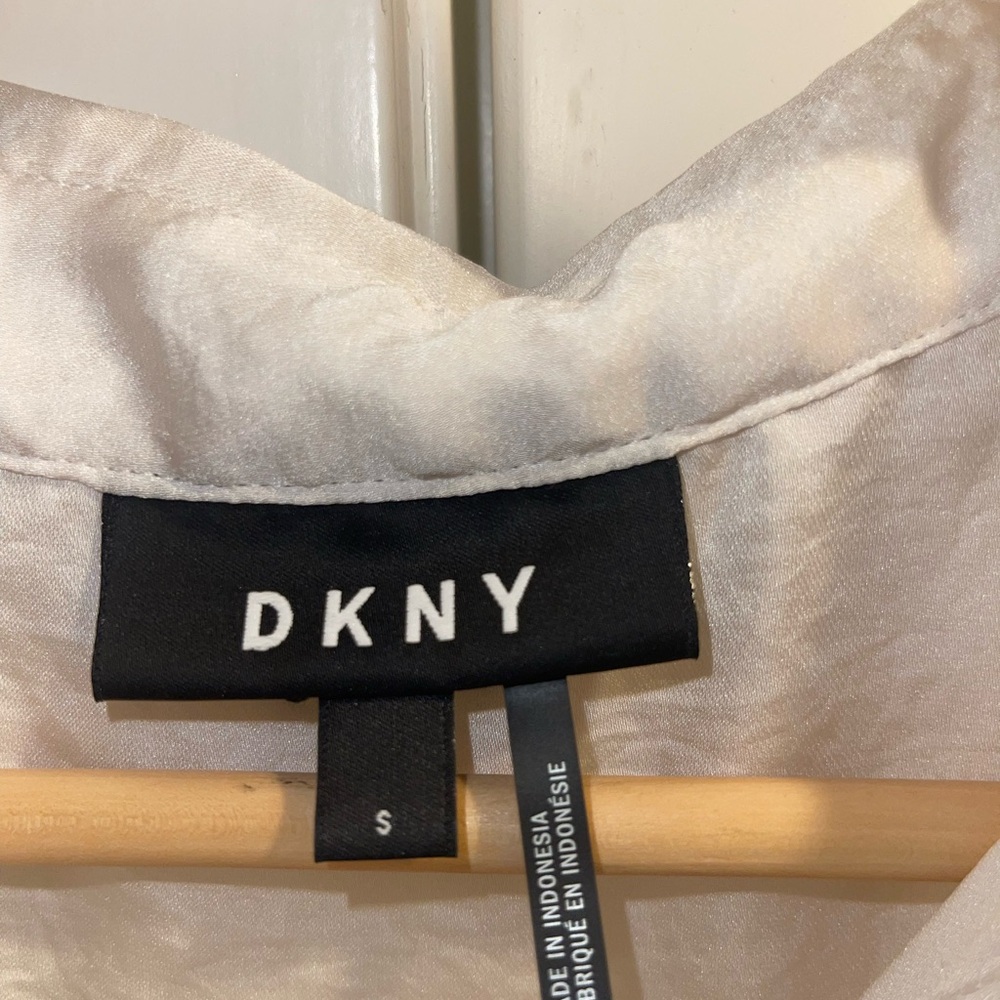 DKNY Long Elegant White Button-Up Dress NWT - Picture 7 of 7